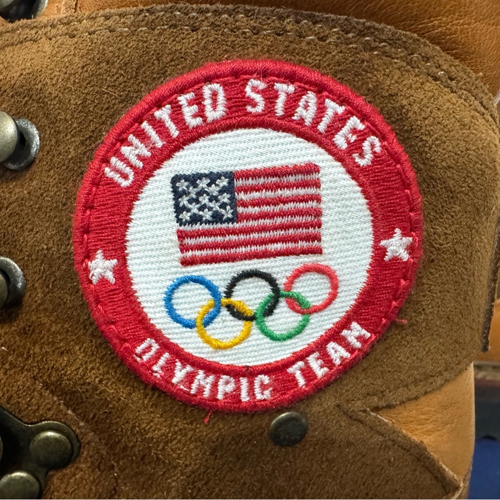 Ralph Lauren Brown Hiking Boots with Red Laces - Picture 6 of 8